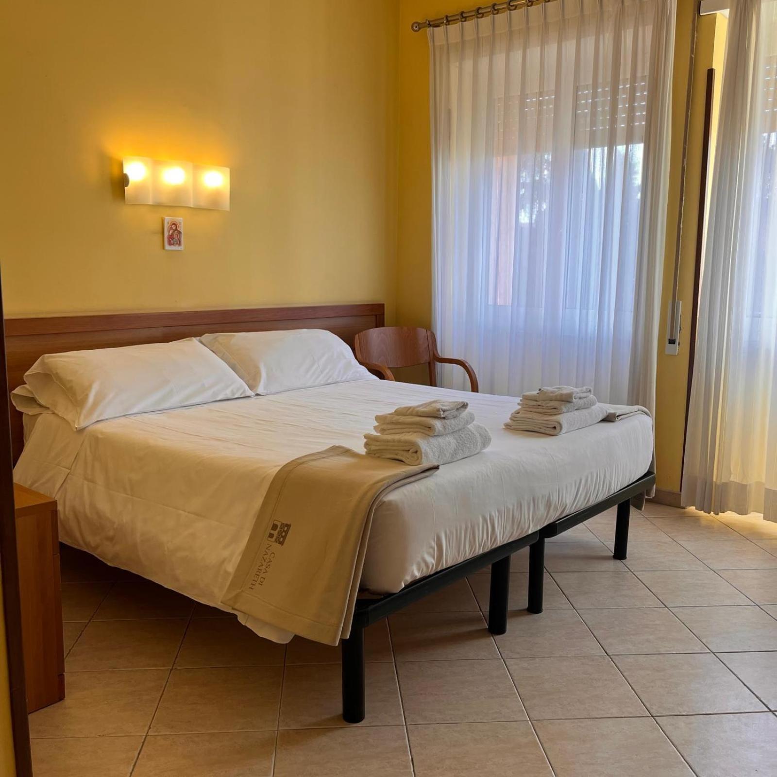 La Casa Di Nazareth Otel Roma Dış mekan fotoğraf