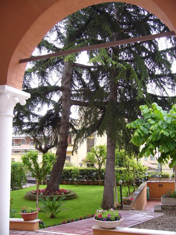 La Casa Di Nazareth Otel Roma Dış mekan fotoğraf