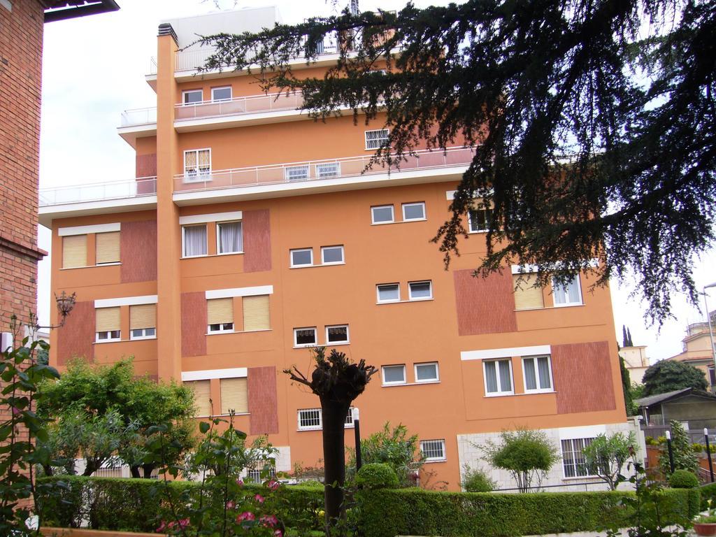 La Casa Di Nazareth Otel Roma Dış mekan fotoğraf